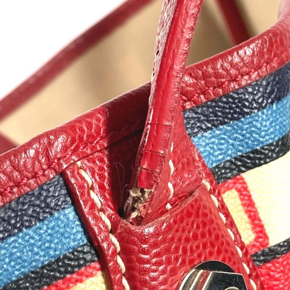 CHANEL Red Leather Shoulder Bag - Picture 13 of 16